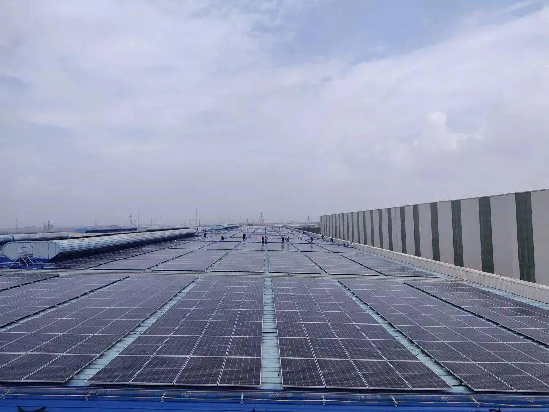 天津龍?jiān)葱绿熹撀?lián)合特鋼18.8MW分布式光伏發(fā)電